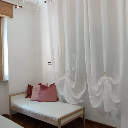 Elegant In Area Apartment